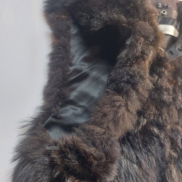 Andrew Marc opossum fur vest - Picture 6 of 16
